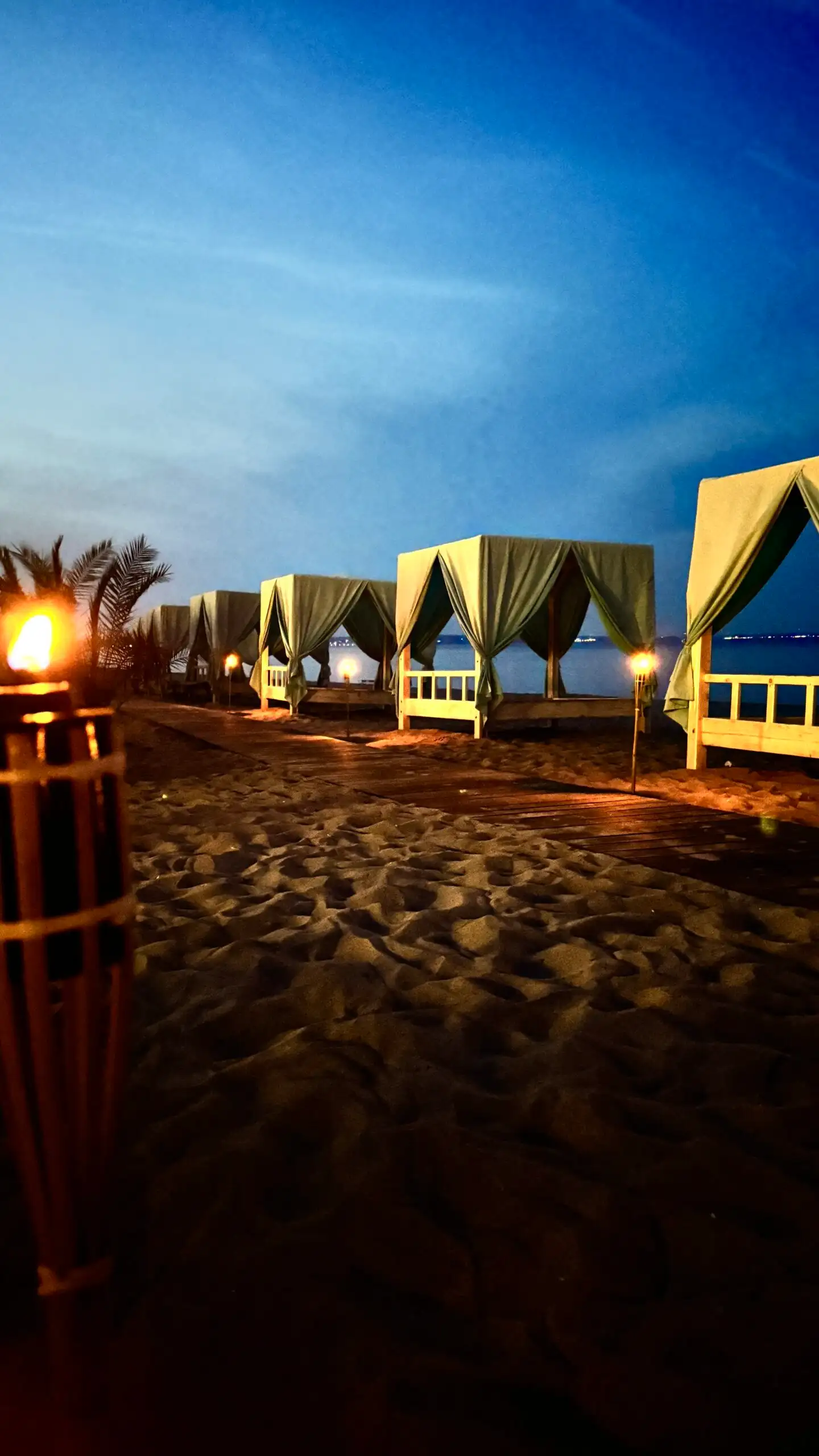 Hamptons Scharbeutz – daybeds abends